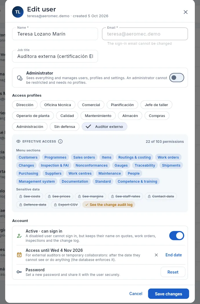 The record of Teresa Lozano, external auditor: the External auditor profile and her access end date.