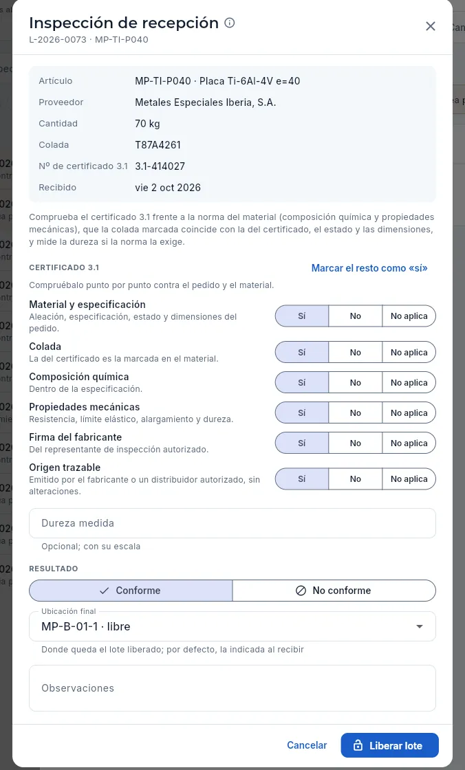 La inspección de recepción de la placa de titanio, con los seis puntos del 3.1 validados y el resultado «Conforme» (sin guardar ni firmar).