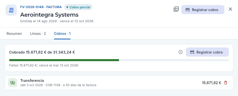 Pestaña «Cobros» de una factura con un cobro parcial.