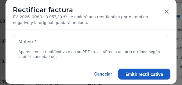 Rectificar factura: el motivo y el botón que emite la rectificativa.