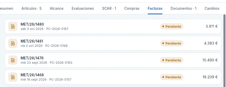 La pestaña «Facturas»: las facturas del proveedor con su pedido y su estado de pago.